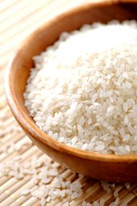 1/4 cup dry (2/3 cup cooked) (45 g) Sushi Rice
