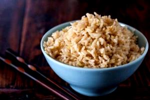 1/4 cup dry (3/4 cup cooked) (42 g) Brown Long Grain Rice