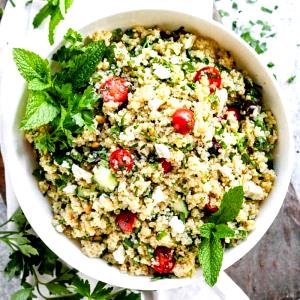 1/4 cup dry mix (45 g) Quinoa Mediterranean