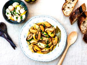 1/4 Cup Mussels, Whole Shelled, Canned