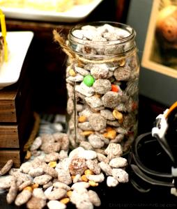 1/4 cup Salty, Sweet & Nutty Trek Mix