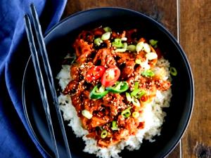1/4 meal (368 g) Spicy Pork & Korean Rice Cakes