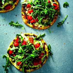 1/4 pizza (113 g) Fresh Basil Pesto Flatbread Pizza