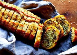 1/5 loaf Garlic Bread