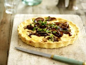 1/5 quiche (130 g) Egg White Caramelized Onion Quiche