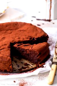 1/6 cake (76 g) Flourless Chocolate Cake
