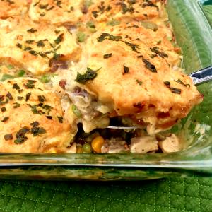 1/6 casserole Turkey Vegetable Cobbler