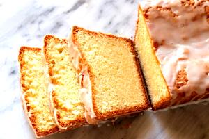 1/6 loaf (61 g) Sour Cream Loaf Cake