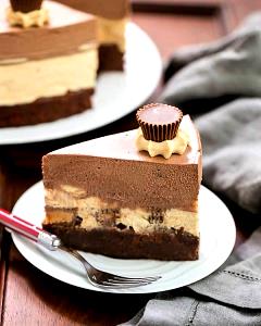 1/8 cake (81 g) Chocolate Peanut Butter Mousse Cake