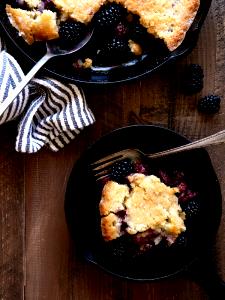1/8 cobbler (113 g) Blackberry Cobbler
