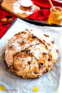 1/8 loaf (57 g) Cranberry Walnut Round