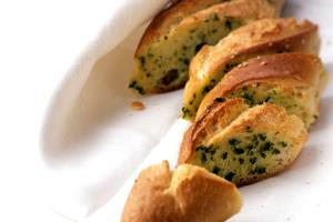 1/8 loaf (57 g) Italian Style Garlic Bread