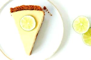 1/8 pie (128 g) Key Lime Pie Slices