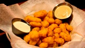 1 appetizer Wisconsin Fried Cheese Curds