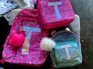 1 bag (48 g) Iddy Biddy Santas