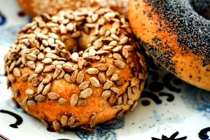 1 bagel (38 g) Mini Bagel