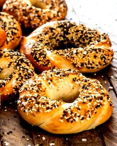 1 Bagel Sesame Topped Bagel