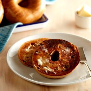 1 Bagel Super Cinnamon Raisin Bagel