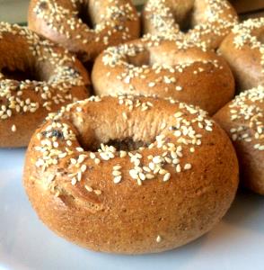 1 bagel White Whole Wheat Bagel