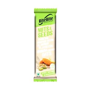 1 bar (35 g) Nut & Seed Crunchy Bar Dark Chocolate Almond