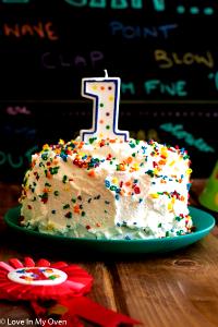 1 bar (46 g) Birthday Cake (Small)