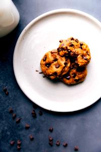 1 bar (49 g) Pumpkin Chocolate Chip Cookie