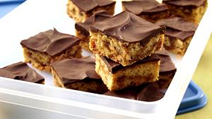1 bar (50 g) Chocolate Peanut Butter Toffee Bar