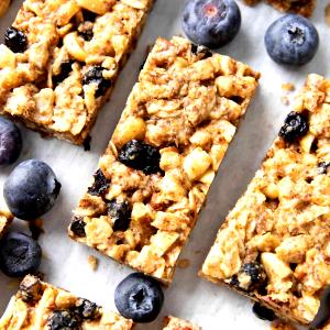 1 bar Blueberry Granola Bars