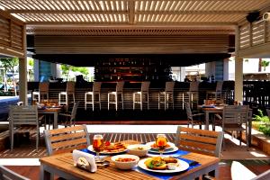 1 bar Sensa Snack Bar