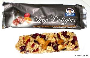 1 bar True Delights Granola Bars - Honey Roasted Cashew Mixed Berry
