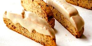 1 biscotti (24 g) Maple Pecan Biscotti