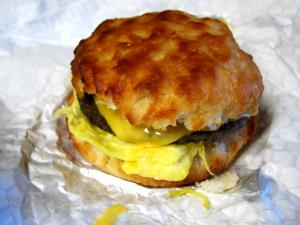 1 biscuit (178 g) Sausage, Egg & Cheese Biscuit