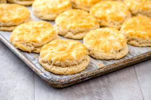 1 biscuit (3.25 g) Southern Style Biscuits