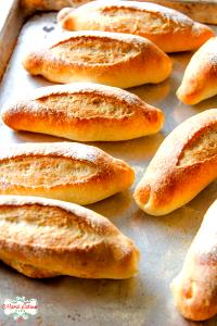 1 bolillo (128 g) Bolillos