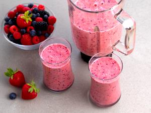 1 bottle (8 oz) Triple Berry Smoothie