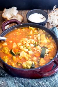 1 bowl (10 g) Minestrone Soup