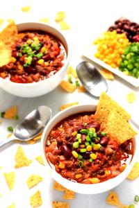 1 bowl (10 oz) Chili Con Carne Soup