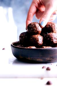 1 bowl (112 g) Gooey Bites