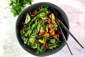 1 bowl (125 g) Spring Mix Side Salad