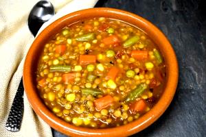 1 bowl (15 oz) Three Lentil Vegetable Soup (Bowl)
