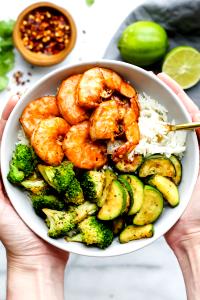 1 bowl (18.5 oz) Chicken and Shrimp Bowl