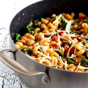 1 bowl (241 g) Pasta Florentine
