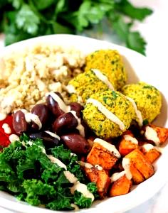 1 bowl (262 g) Power Bowl Mediterranean Style with Falafel