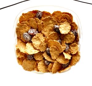 1 bowl (33 g) Total Raisin Bran Cereal (Self-Serve Bowl)