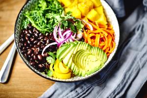 1 bowl (352 g) Avocado Veggie Bowl