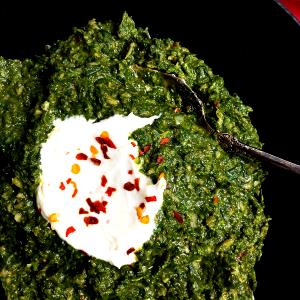 1 bowl (365 g) Spinach Saag & Tofu