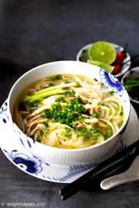1 bowl (427 g) Chicken Pho Soup