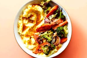 1 bowl (531 g) Mashed Potato Bowl with Gravy