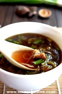 1 bowl (6.7 oz) Japanese Onion Soup