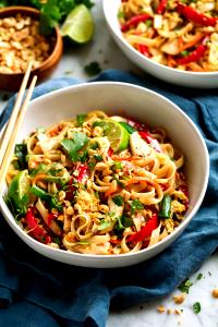 1 bowl Chicken Pad Thai